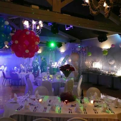 Décor Ballons Salle Mariage