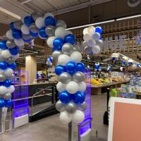 Arc ballons Noel entrée magasin