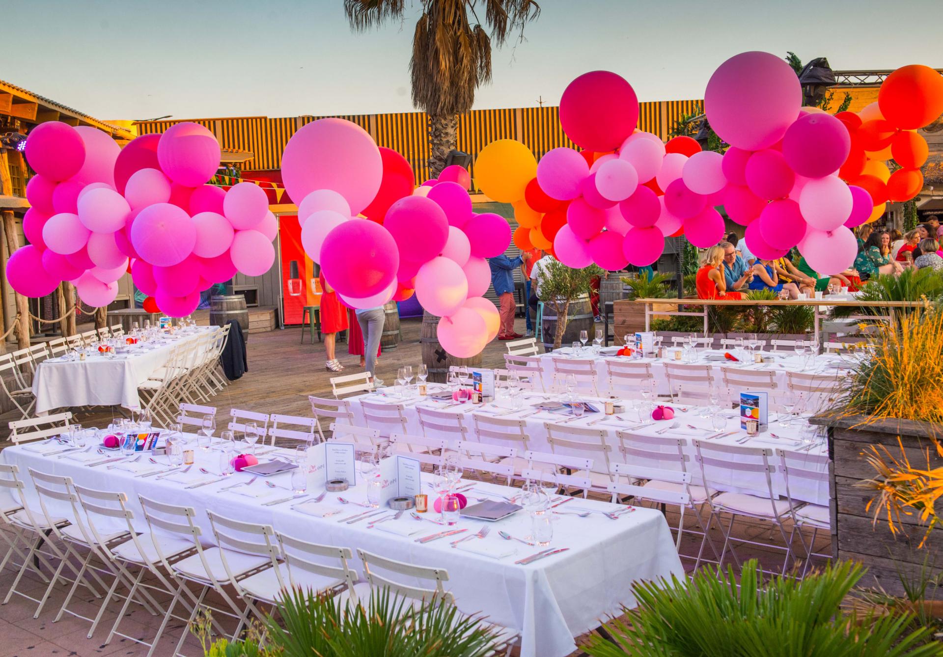 Décoration en ballons pour mariage et fêtes : recherche prestataire, tarif  et devis