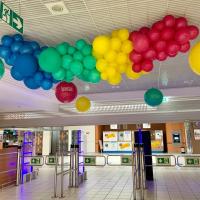 Arche organique destructurée entrée magasin