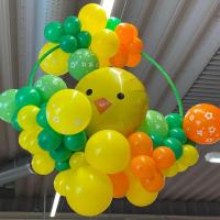 Cerceau décoré avec ballons aluminium