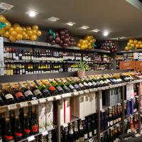 Décoration magasin ballon Foire aux Vins