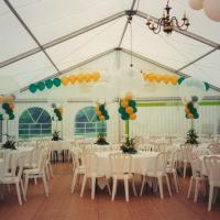Décoration Ballons anniversaire sous chapiteau