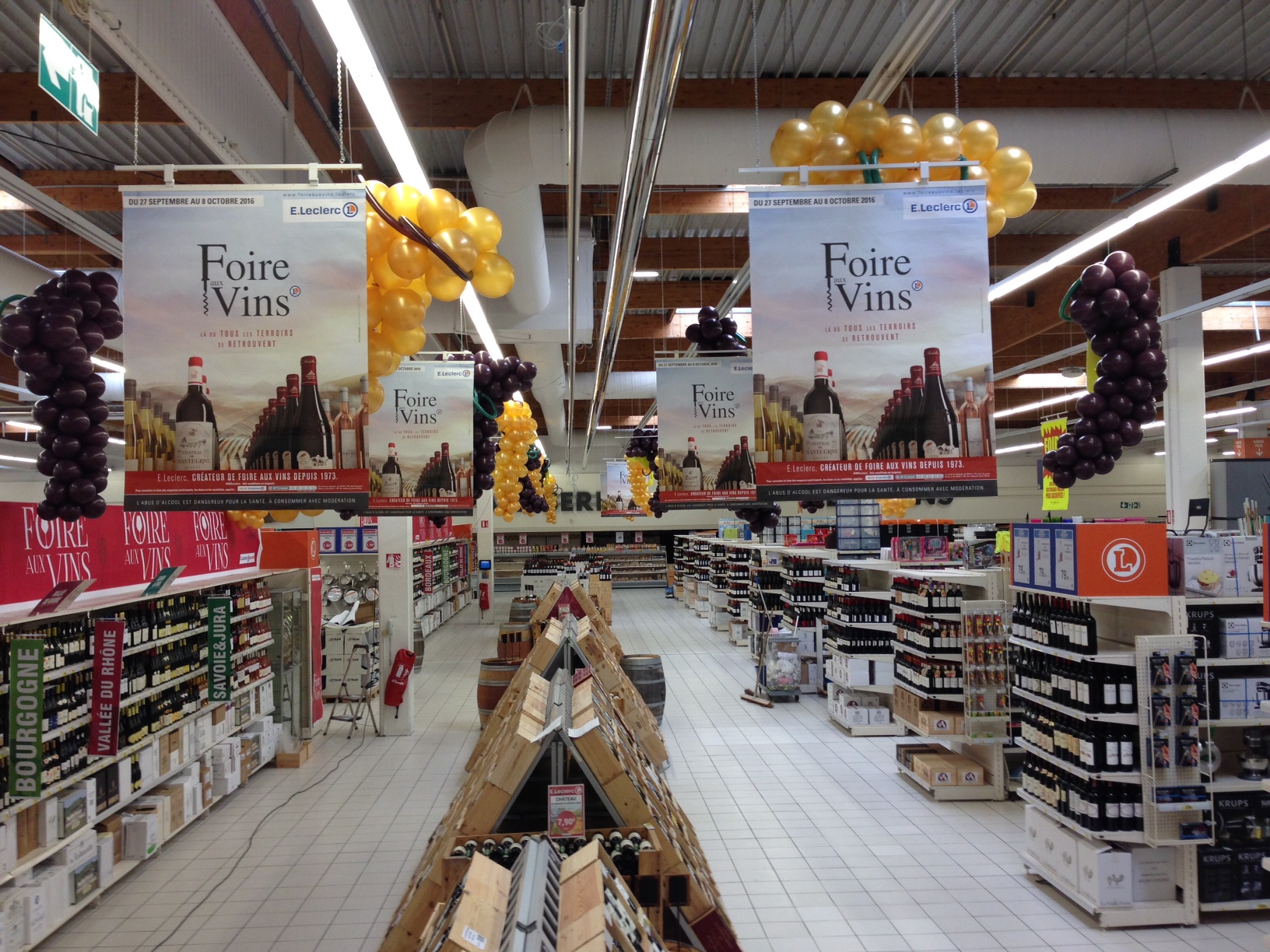 Décoration autour du Vin supermarché