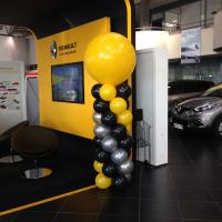 Colonne de ballons Renault
